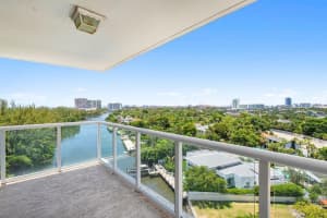 3000 Holiday Drive, Fort Lauderdale, FL 33316 - MLS#B26021233