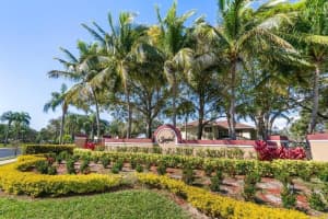 40 Essex Court, Royal Palm Beach, FL 33411 - MLS#B26021236