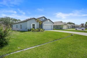 256 Grove Avenue, Port Saint Lucie, FL 34983 - MLS#B26021238
