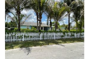 683 Mercury Street, West Palm Beach, FL 33406 - MLS#B26021264