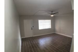 660 Glouchester Street, Boca Raton, FL 33487 - MLS#B26021288
