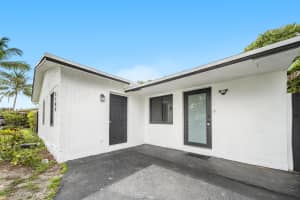 7708 9th Street, North Lauderdale, FL 33068 - MLS#B26021295