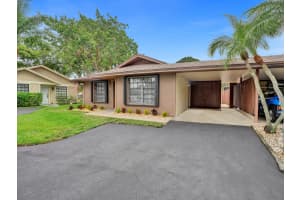 3747 Valley Green Drive, Davie, FL 33328 - MLS#B26021299