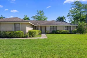 657 Juniper Place, Wellington, FL 33414 - MLS#B26021307