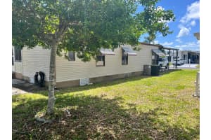 240 Mangrove Bay Place, Fort Pierce, FL 34982 - MLS#B26021333