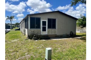 240 Mangrove Bay Place, Fort Pierce, FL 34982 - MLS#B26021333