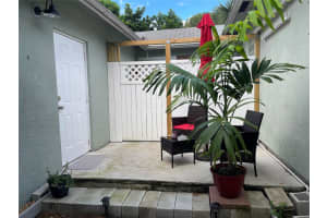 826 Hansen Street, West Palm Beach, FL 33405 - MLS#B26021359