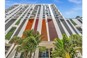 601 27th Street, Miami, FL 33137 - MLS#B26021378