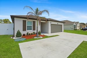 1781 Del Rio Boulevard, Port St Lucie, FL 34953 - MLS#B26021389