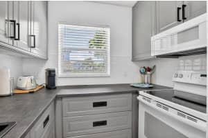 492 W Tilford W, Deerfield Beach, FL 33442, Deerfield Beach, FL 33442 - MLS#B26021398