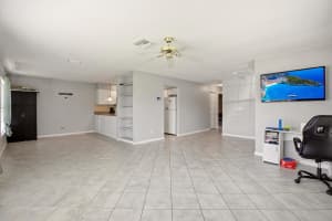 1607 Laurel Leaf Lane, Fort Pierce, FL 34950 - MLS#B26021422