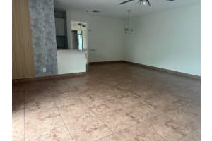 21 Crossings Circle, Boynton Beach, FL 33435 - MLS#B26021481