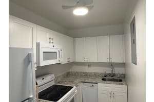 3000 Riomar Street, Fort Lauderdale, FL 33304 - MLS#B26021493