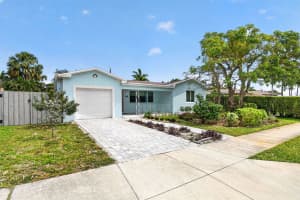 146 Wellesley Drive, Lake Worth Beach, FL 33460 - MLS#B26021506
