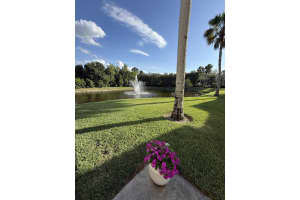 1560 Hampshire Way, Stuart, FL 34994 - MLS#B26021524