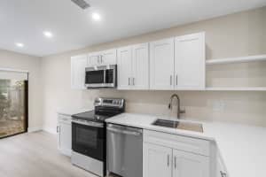 16 Stratford Drive, Boynton Beach, FL 33436 - MLS#B26021546