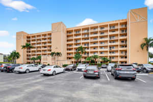 6866 Huntington Lane, Delray Beach, FL 33446 - MLS#B26021559