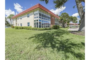 26 Pine Arbor Lane, Vero Beach, FL 32962 - MLS#B26021562