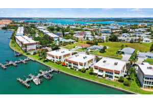 1315 Bayshore Drive, Fort Pierce, FL 34949 - MLS#B26021563