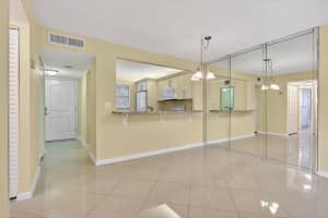 3060 Holiday Springs Boulevard, Margate, FL 33063 - MLS#B26021587