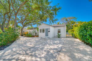 5870 46th Terrace, Miami, FL 33155 - MLS#B26021603