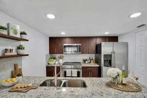 4550 Sw 68th Court Circle 54-8, Miami, Fl 33155, Miami