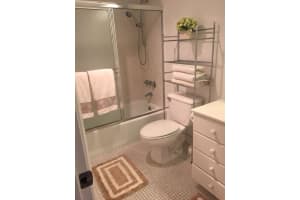 19390 Collins Avenue, Sunny Isles Beach, FL 33160 - MLS#B26021612