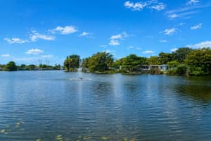620 215th Avenue, Pembroke Pines, FL 33029 - MLS#B26021679