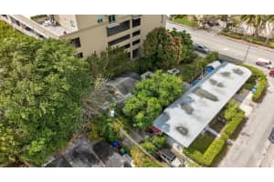 975 37th Avenue, Miami, FL 33135 - MLS#B26021693
