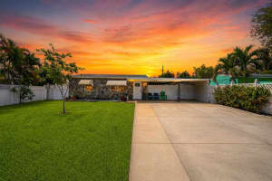 3017 Buckley Avenue, Lake Worth, FL 33461 - MLS#B26021708