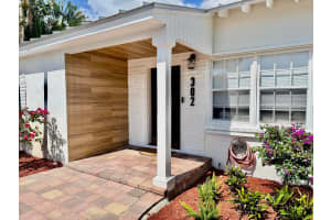 302 11th Street, Delray Beach, FL 33444 - MLS#B26021724