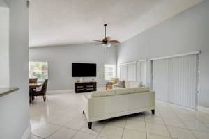 2519 Country Golf Drive, Wellington, FL 33414 - MLS#B26021728