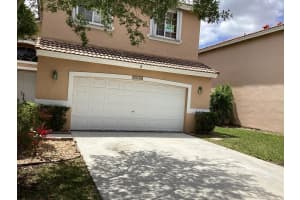 19440 2nd Street, Pembroke Pines, FL 33029 - MLS#B26021783