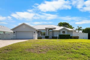1751 Bayshore Boulevard, Port Saint Lucie, FL 34984 - MLS#B26021814