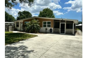 1005 5th Street, Okeechobee, FL 34972 - MLS#B26021836