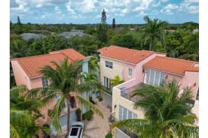 1123 18th Avenue, Fort Lauderdale, FL 33304 - MLS#B26021880