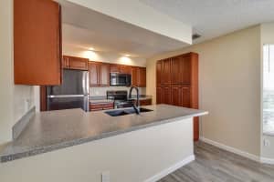 1475 Lake Mango Way, West Palm Beach, FL 33406 - MLS#B26021889
