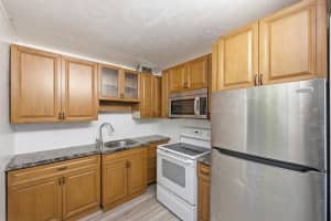 452 Normandy J, Delray Beach, FL 33484, Delray Beach, FL 33484 - MLS#B26021929