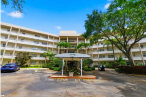 3800 Oaks Clubhouse Drive 106, Pompano Beach, Fl 33069, Pompano Beach