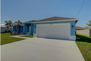 2352 Plum Court, Port Saint Lucie, FL 34953 - MLS#B26021957
