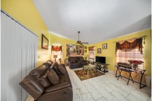 4255 Willow Pond Circle, West Palm Beach, FL 33417 - MLS#B26021964