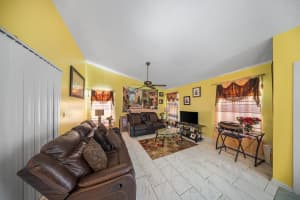 4255 Willow Pond Circle, West Palm Beach, FL 33417 - MLS#B26021964