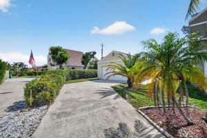 9 Corrie Place, Boynton Beach, FL 33426 - MLS#B26022002