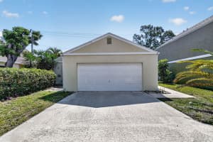 9 Corrie Place, Boynton Beach, FL 33426 - MLS#B26022002