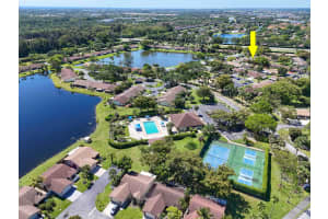 4 Knightsbridge Lane, Boynton Beach, FL 33426 - MLS#B26022005