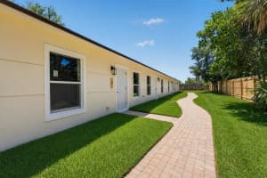 3255 Avenue J, Riviera Beach, FL 33404, Riviera Beach, FL 33404 - MLS#B26022077