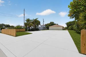 3255 Avenue J, Riviera Beach, FL 33404, Riviera Beach, FL 33404 - MLS#B26022077