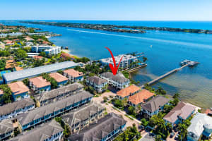 10 Windward Lane, Boynton Beach, FL 33435 - MLS#B26022140