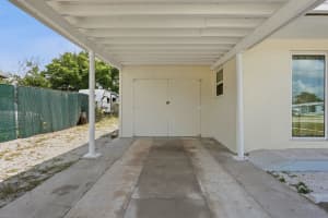 215 Airoso Boulevard, Port Saint Lucie, FL 34983 - MLS#B26022196