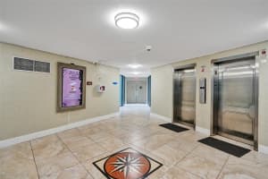 4222 Inverrary Boulevard, Lauderhill, Fl 33319, Lauderhill